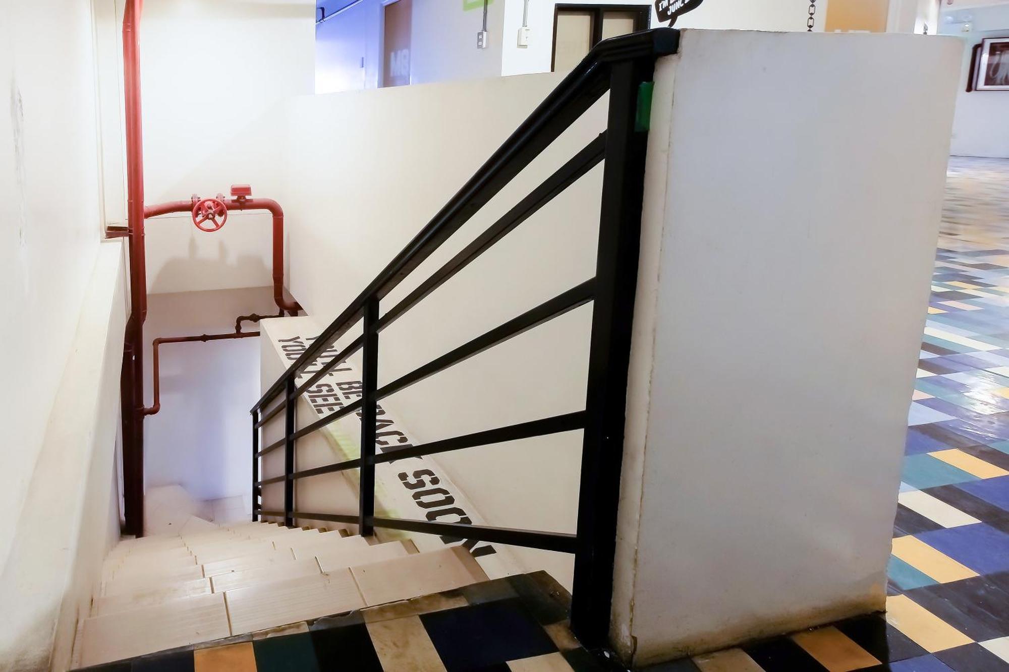 Spot On Junction Hostel Makati City Ngoại thất bức ảnh