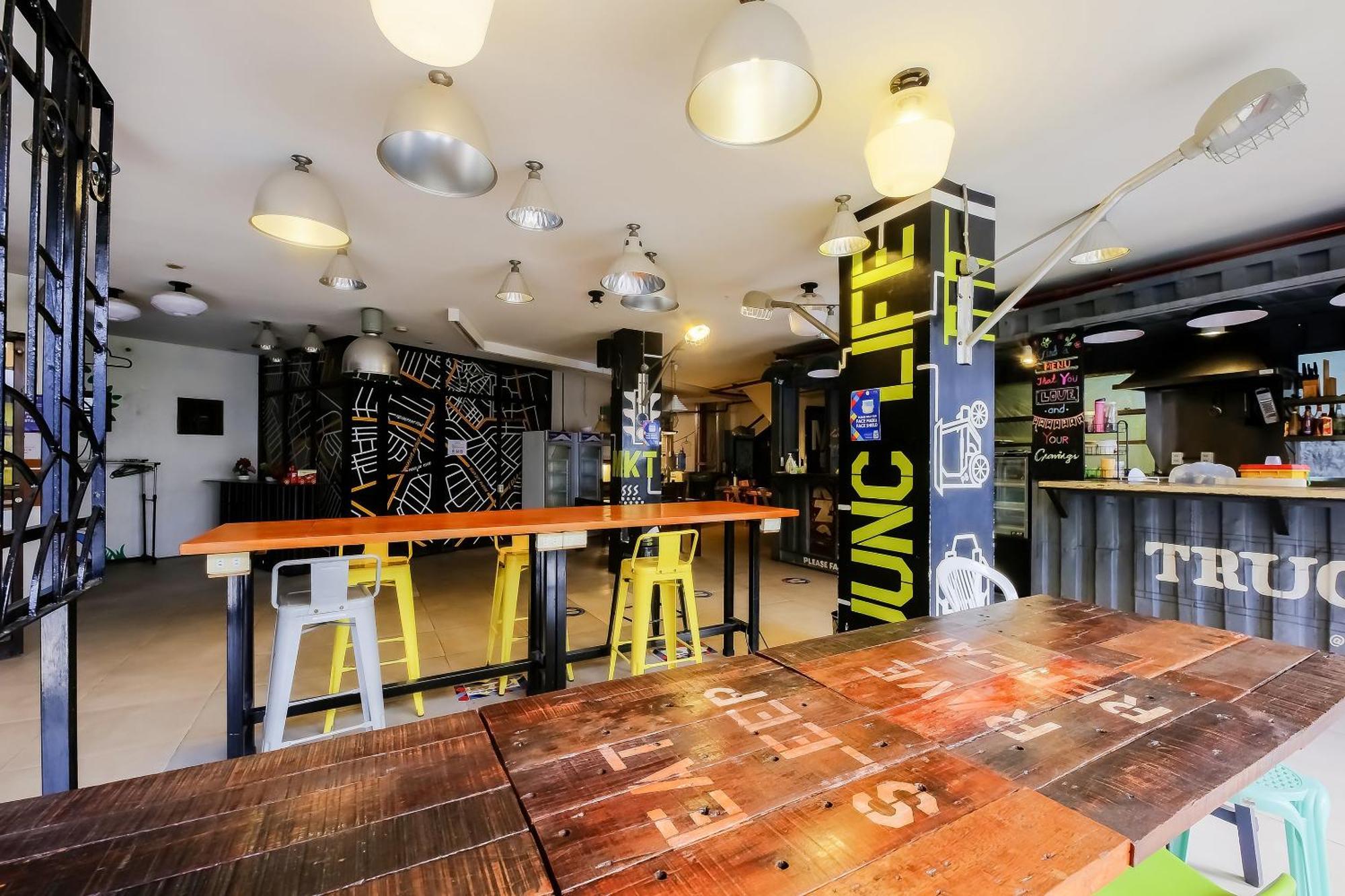 Spot On Junction Hostel Makati City Ngoại thất bức ảnh