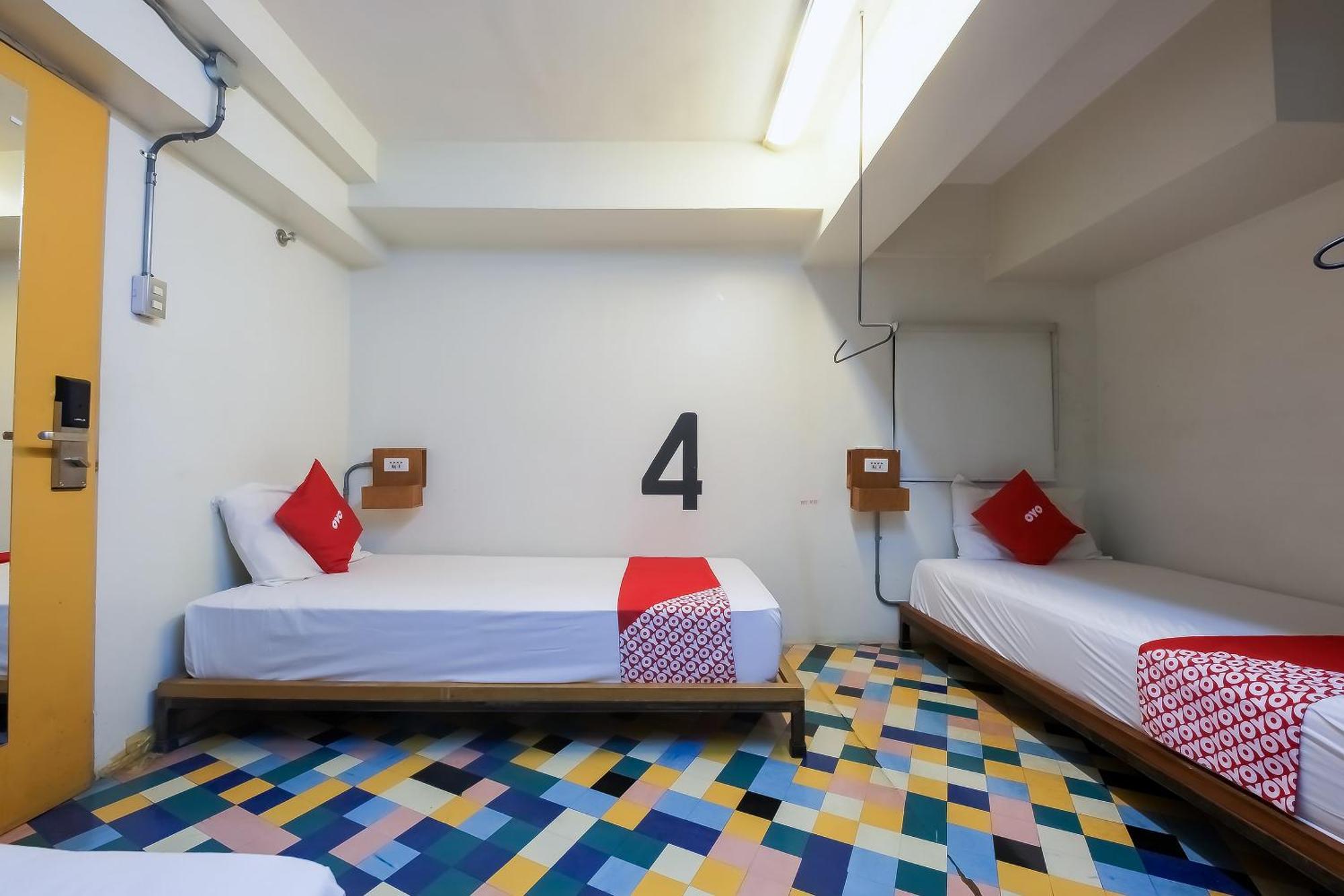 Spot On Junction Hostel Makati City Ngoại thất bức ảnh