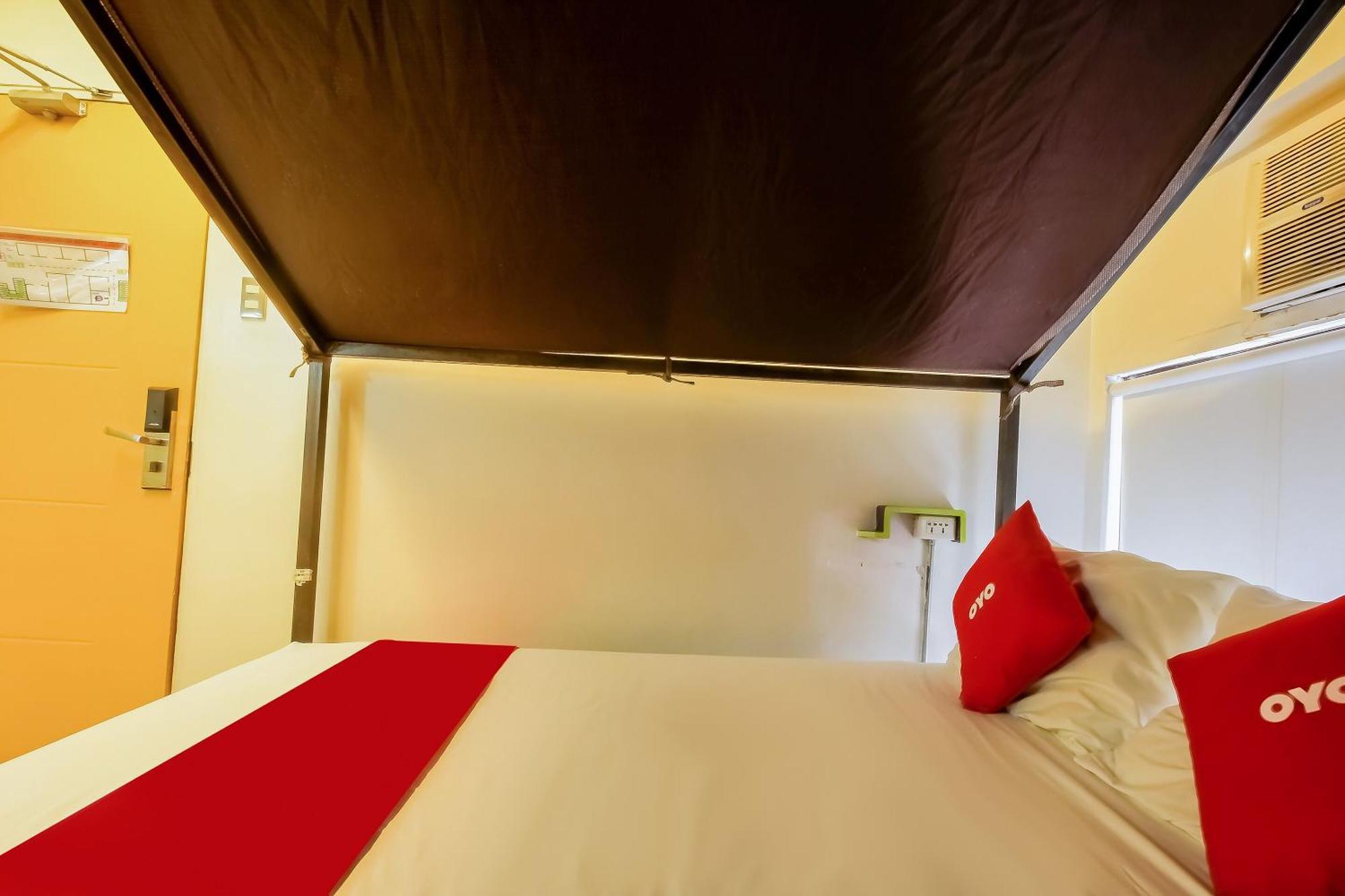 Spot On Junction Hostel Makati City Ngoại thất bức ảnh