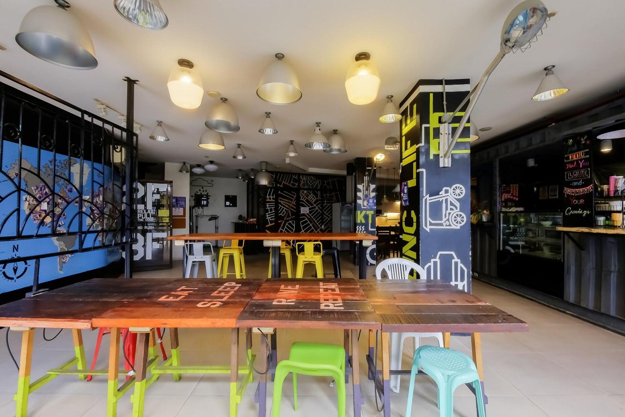 Spot On Junction Hostel Makati City Ngoại thất bức ảnh